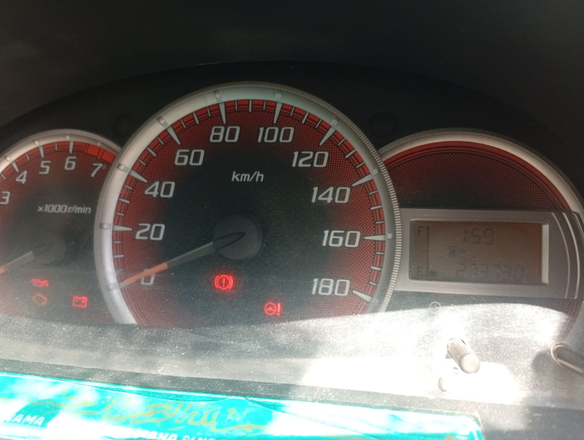 TOYOTA AVANZA E