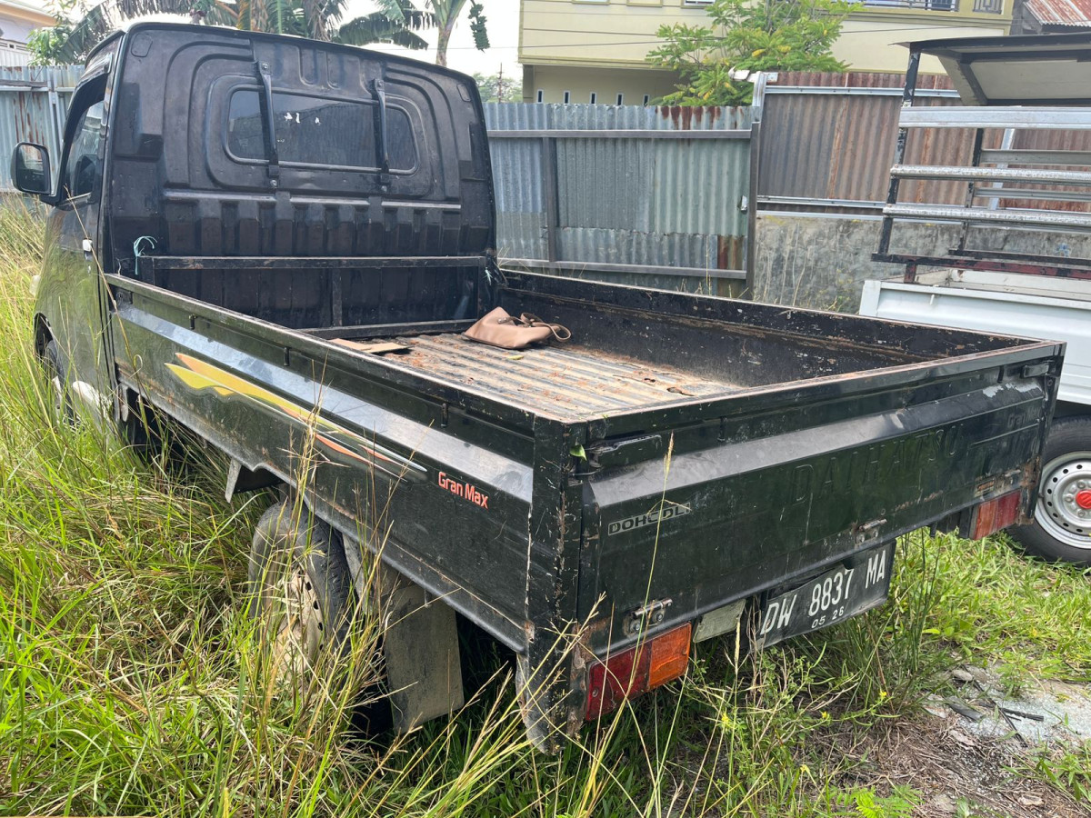 DAIHATSU GRAN MAX PICK-UP