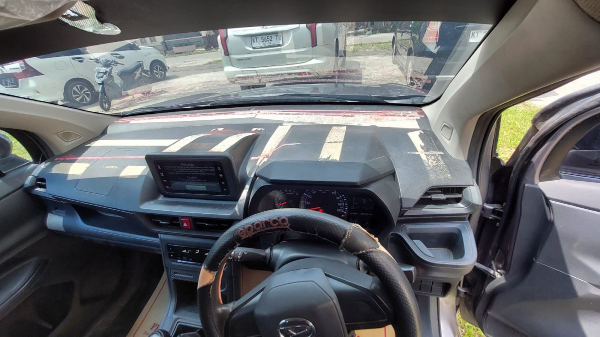 DAIHATSU  XENIA  1.3 X