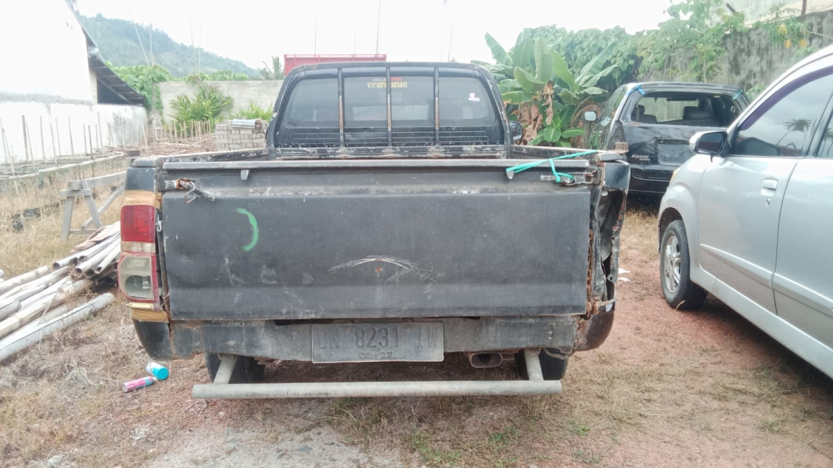 TOYOTA HILUX PICK UP