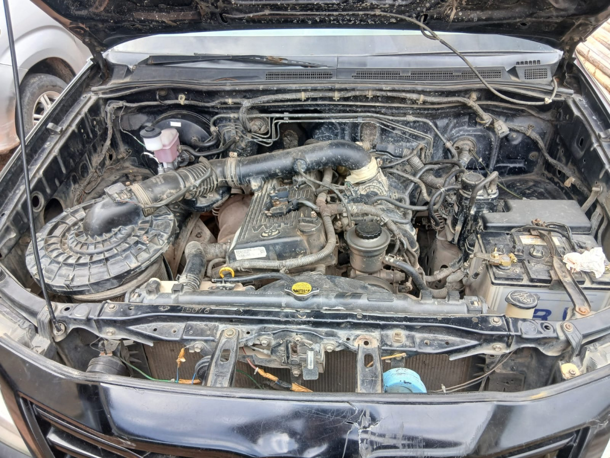 TOYOTA HILUX PICK UP