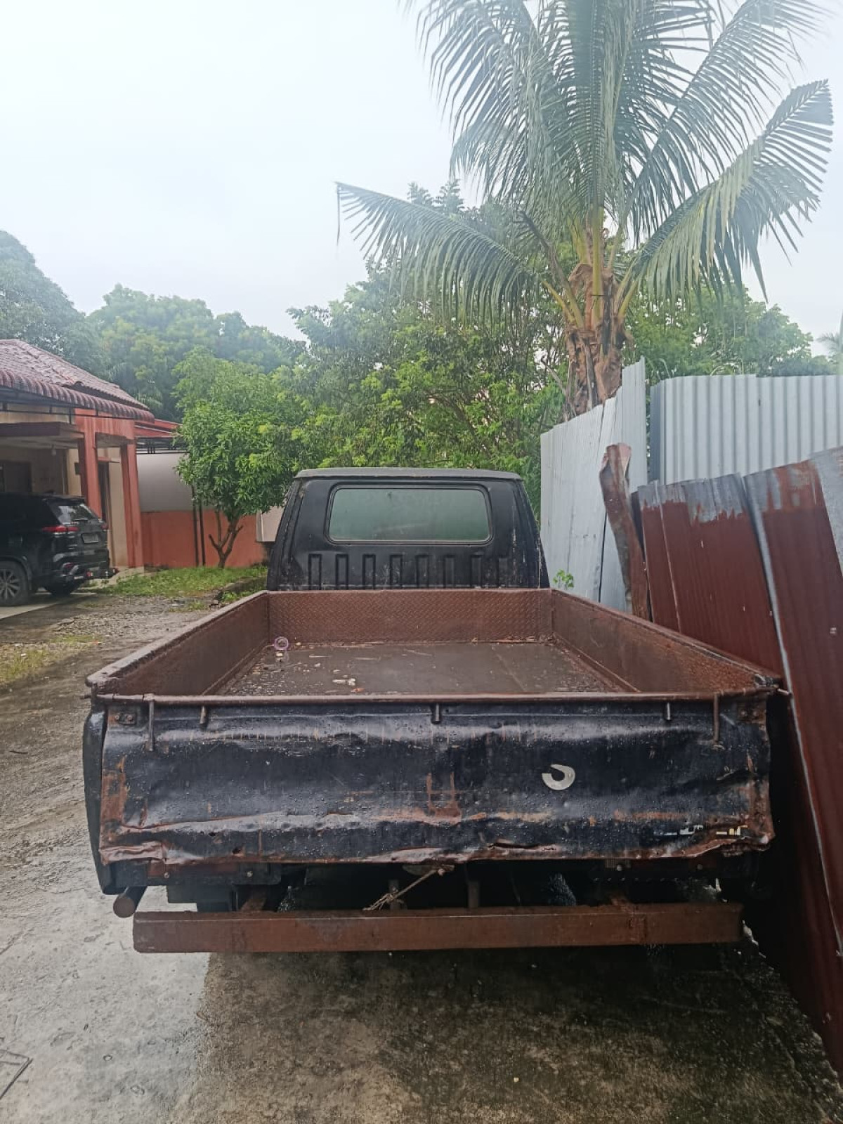 MITSUBISHI  L 300 L300 PU FB-R (4X2)