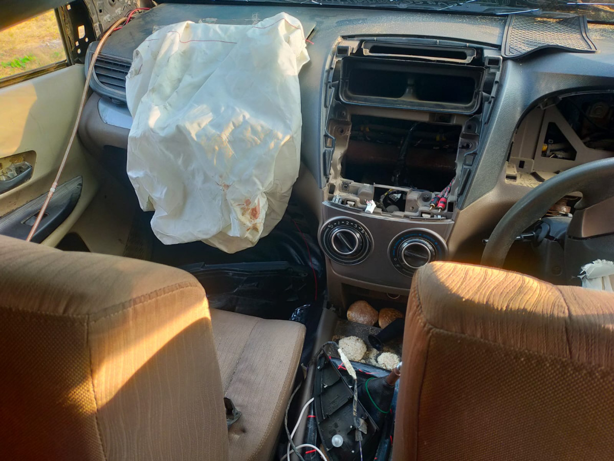 TOYOTA AVANZA G