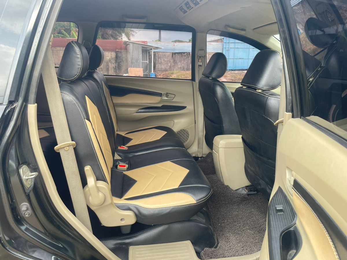 DAIHATSU XENIA