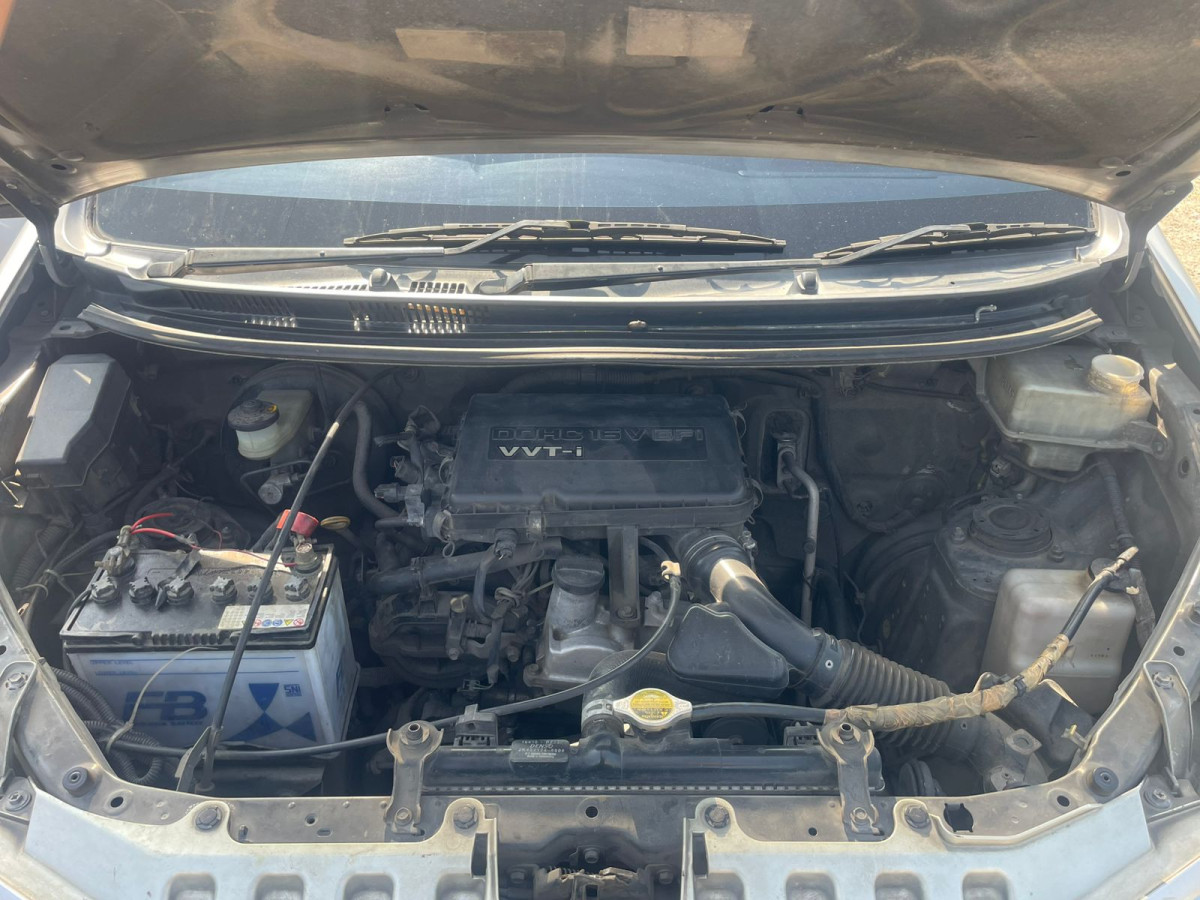 DAIHATSU XENIA