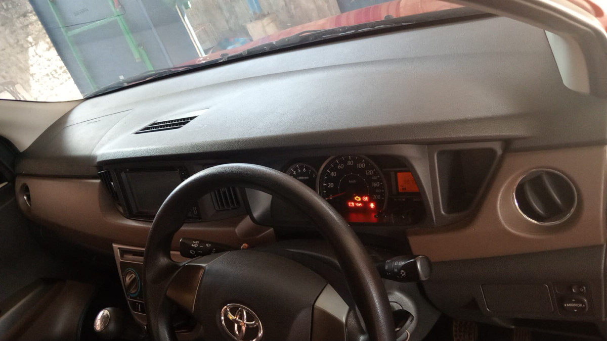 TOYOTA  CALYA  1.2 G M/T