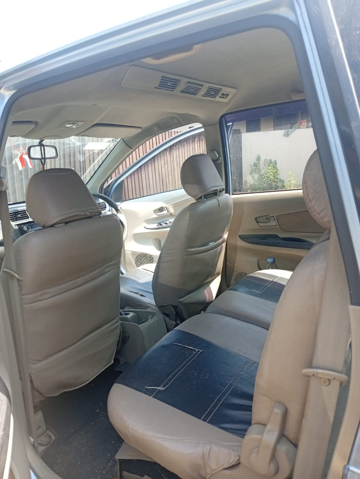 TOYOTA AVANZA E