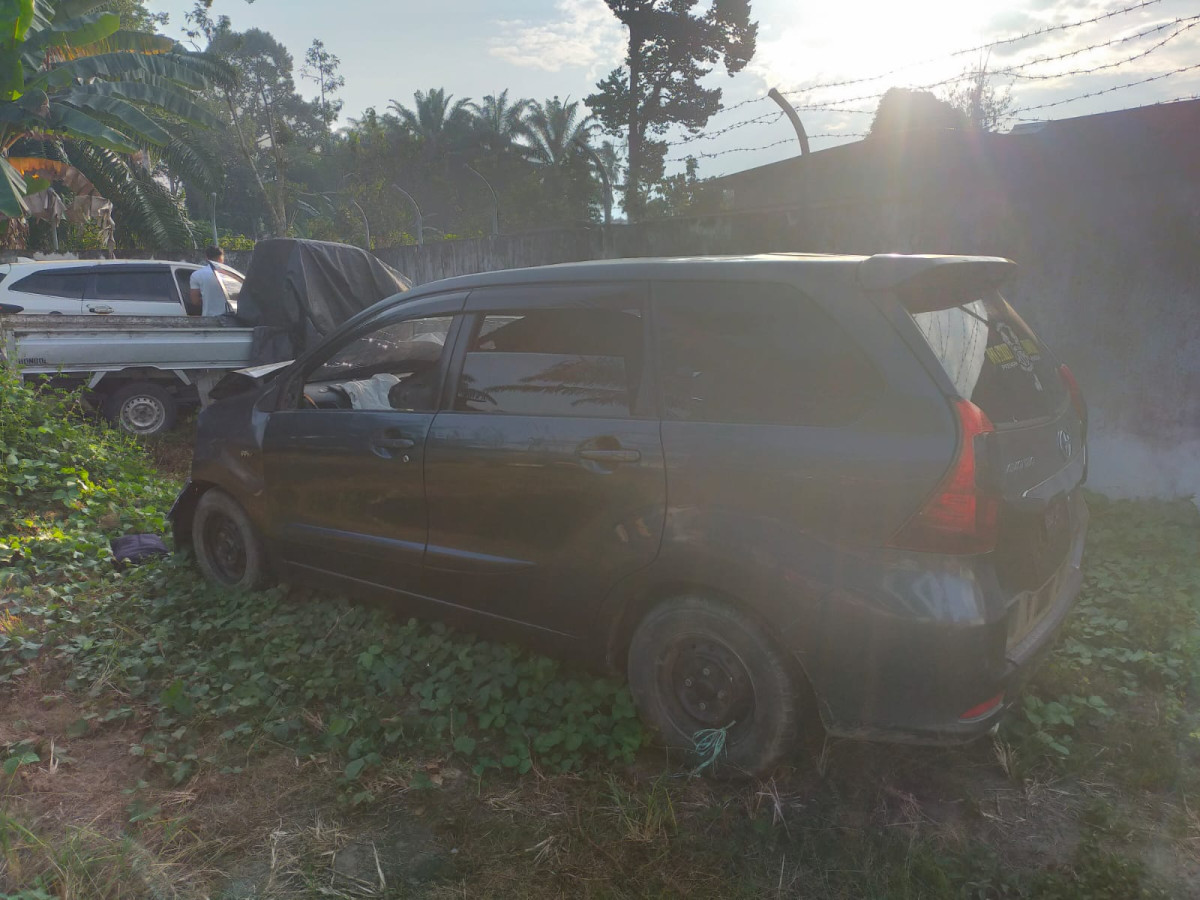 TOYOTA AVANZA G