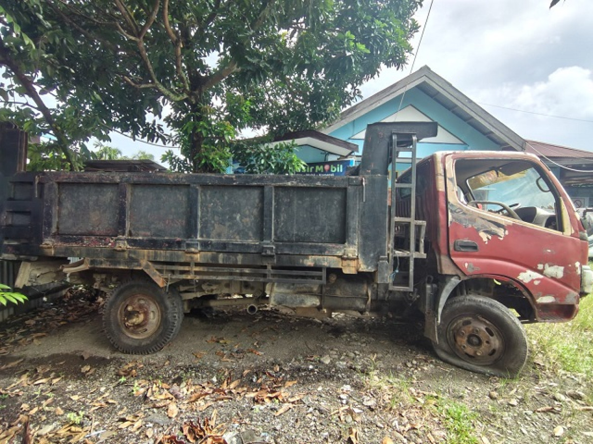 TOYOTA DYNA 130 HT