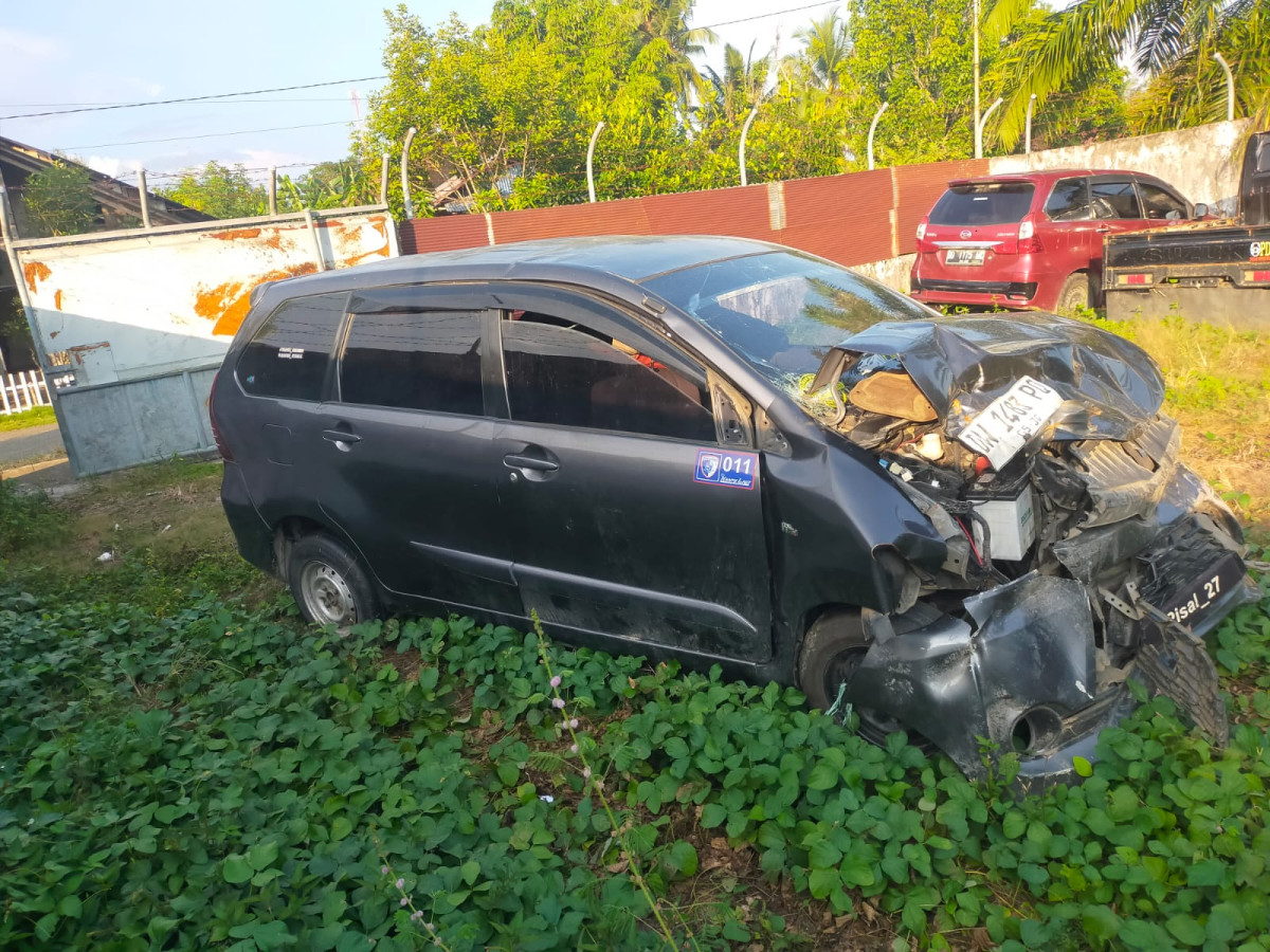 TOYOTA AVANZA G
