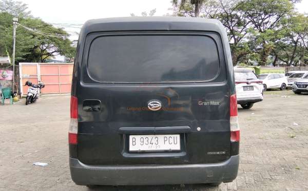 DAIHATSU GRAN MAX