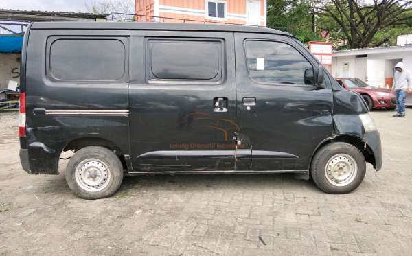 DAIHATSU GRAN MAX