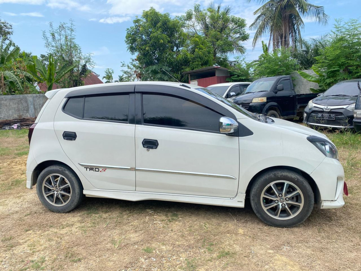 TOYOTA  AGYA  1.0 G