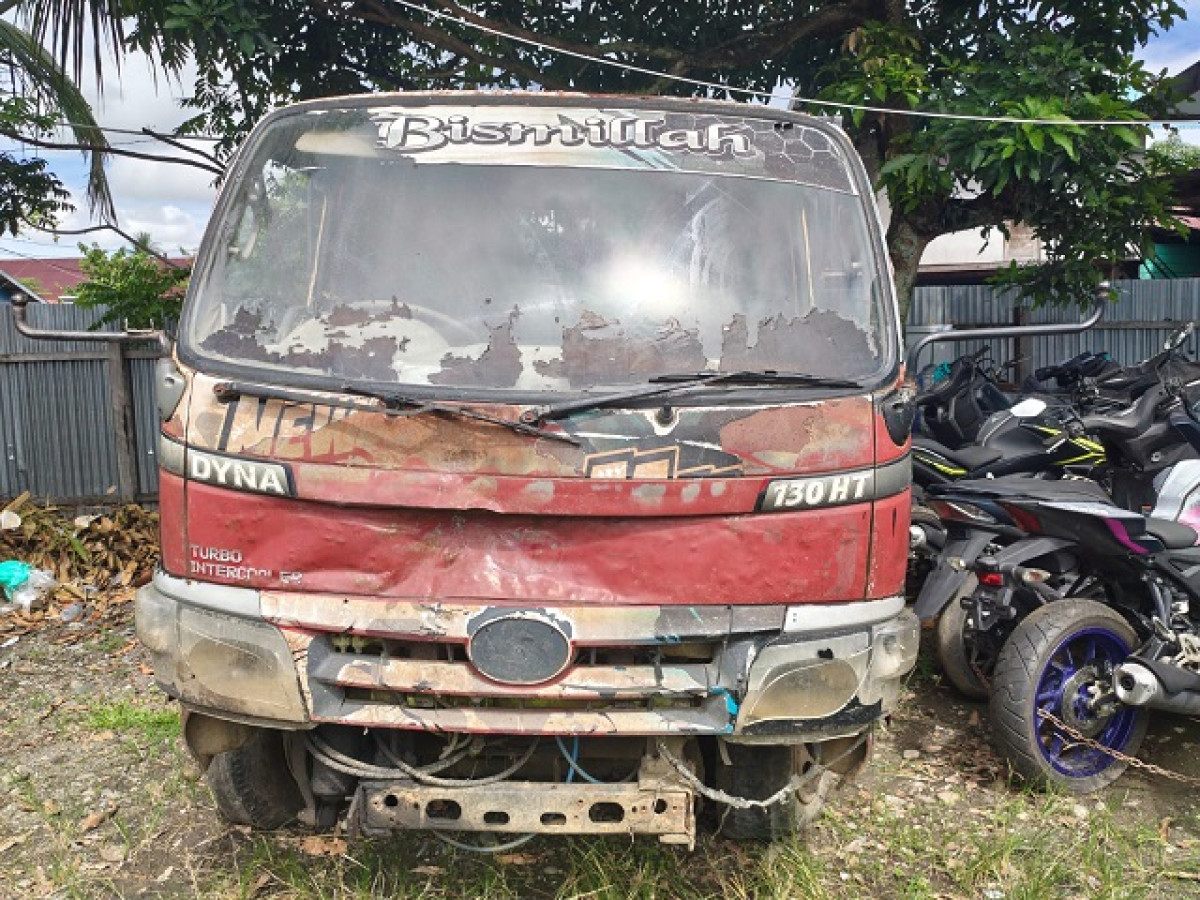 TOYOTA DYNA 130 HT