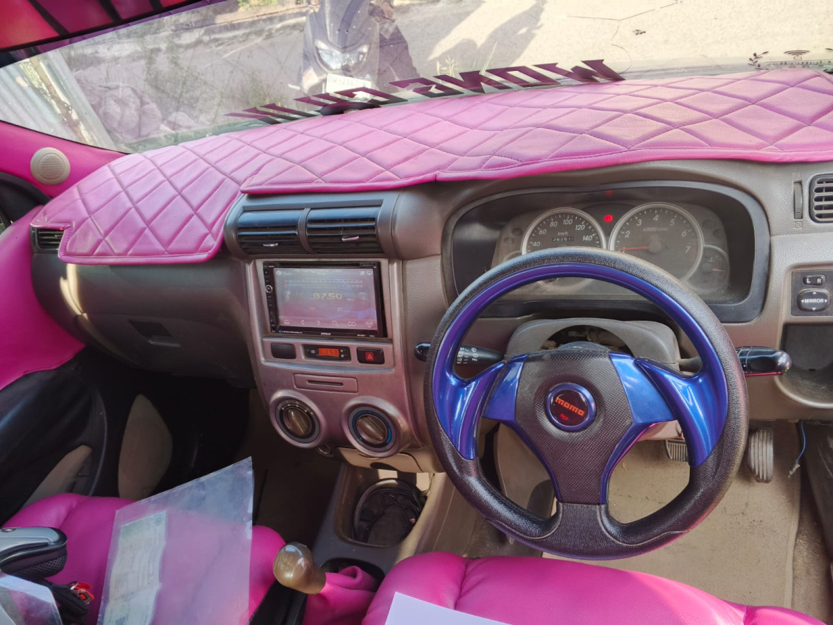 TOYOTA AVANZA S