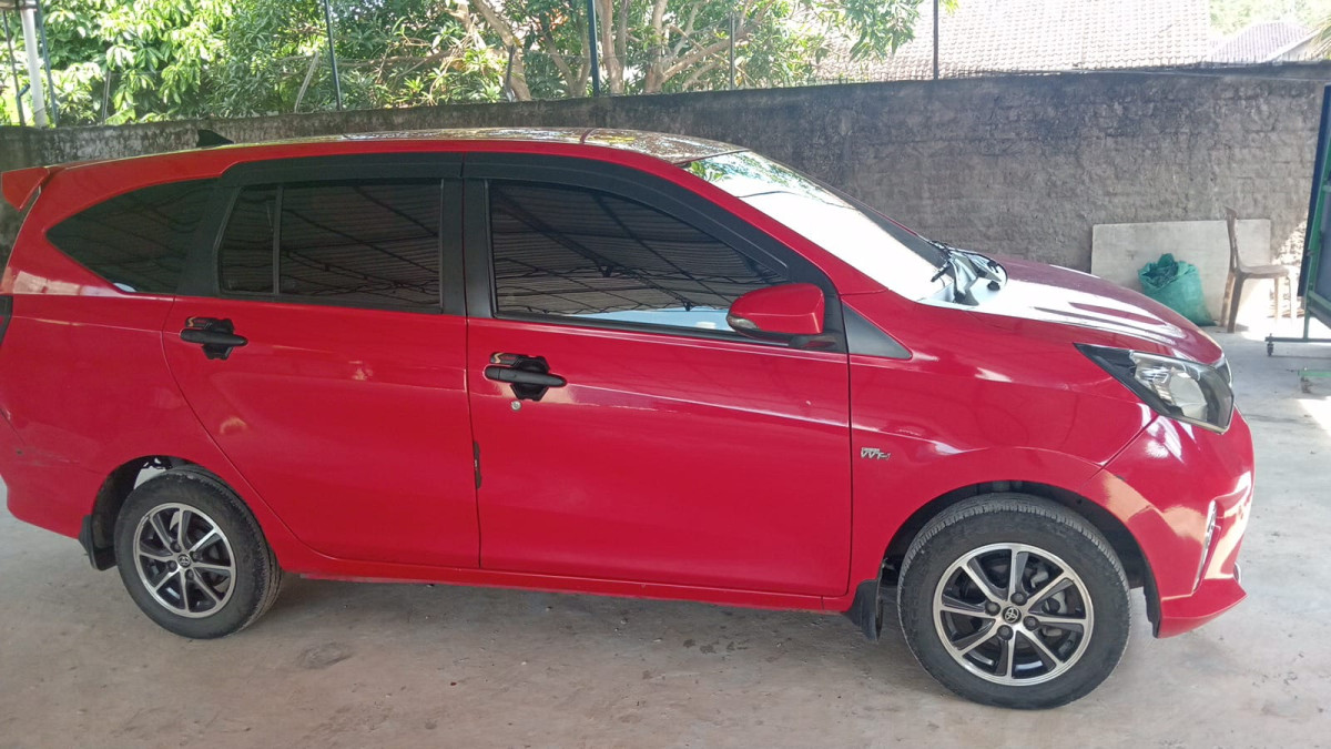 TOYOTA  CALYA  1.2 G M/T