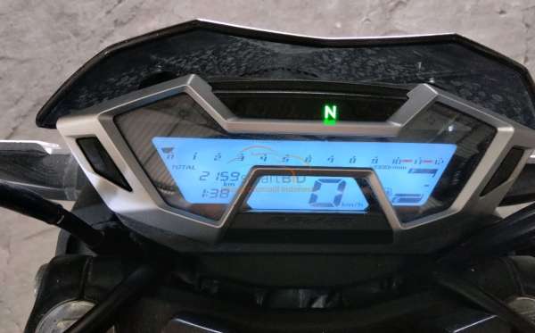 HONDA  CB 150 R