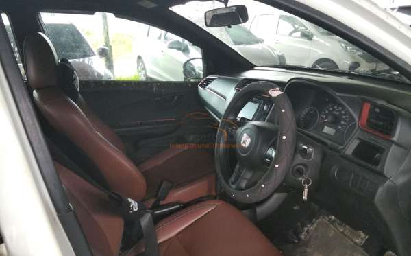 HONDA BRIO RS