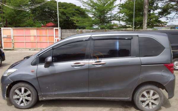 HONDA  FREED  GB3 1.5 E