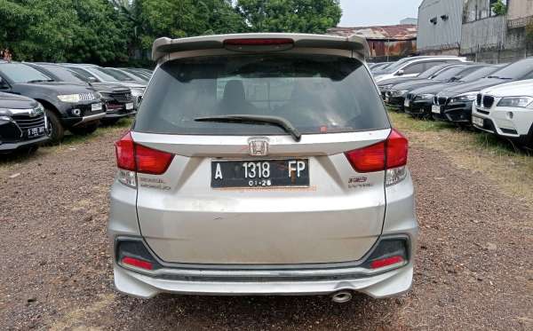 HONDA  MOBILIO  DD4 1.5 RS
