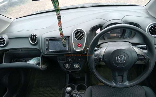 HONDA  MOBILIO  DD4 1.5 RS
