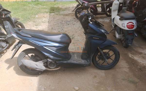 HONDA  BEAT