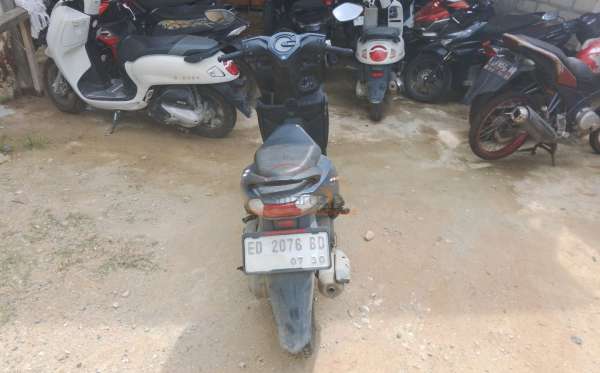 HONDA  BEAT
