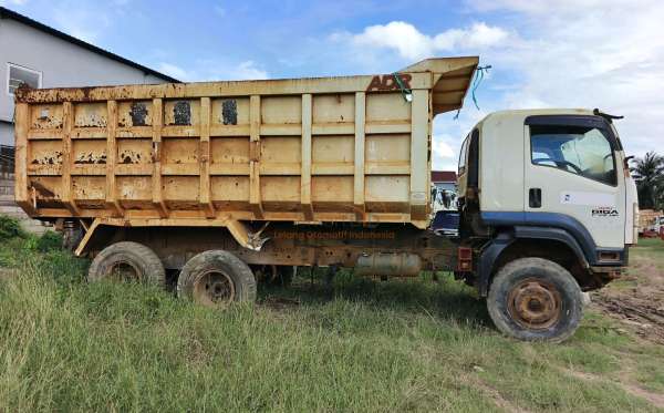 ISUZU  FVZ34 U