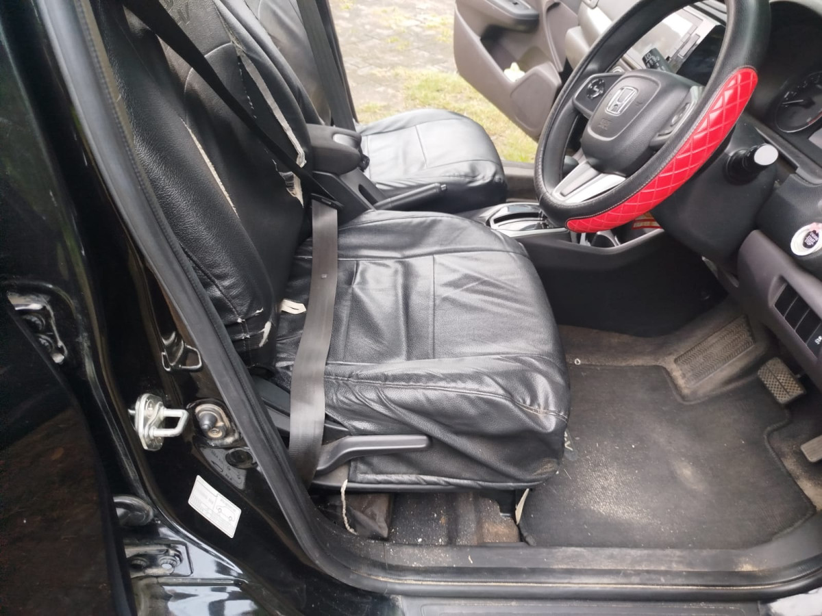 HONDA  BRV BR-V DG3 1.5 L E