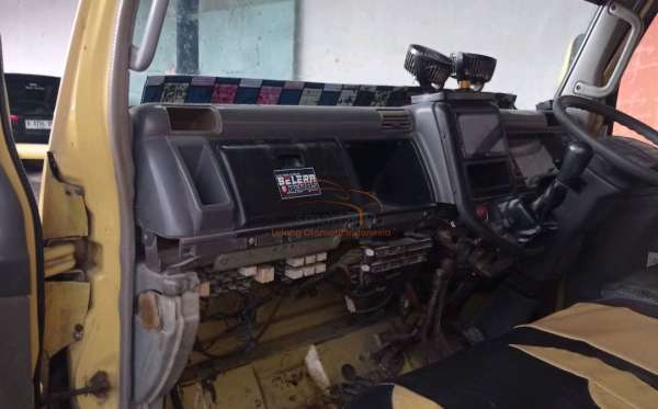 MITSUBISHI  FE  74 HDV
