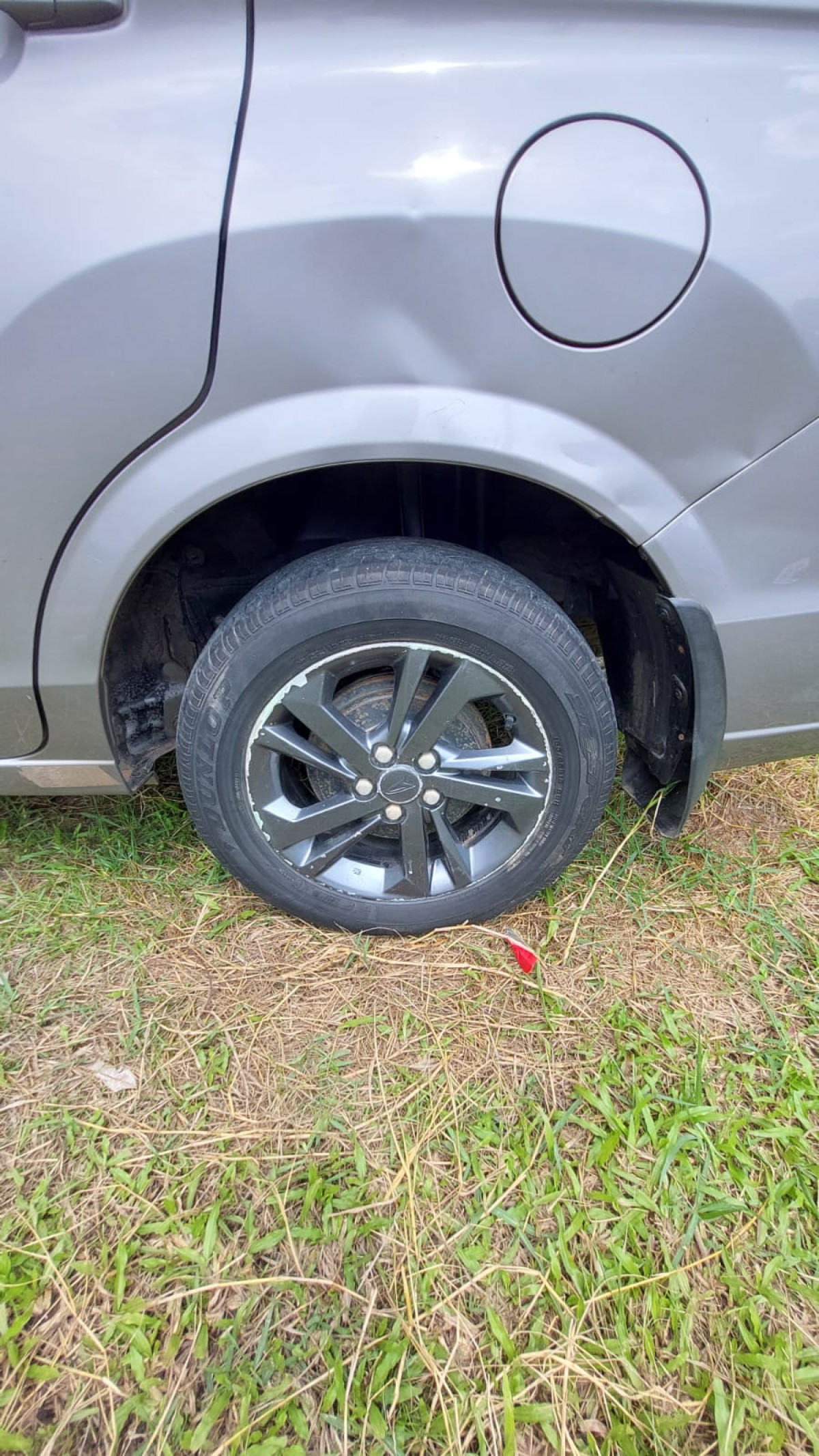 DAIHATSU  XENIA  1.3 X