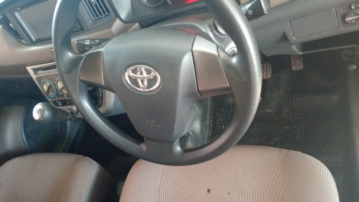 TOYOTA  CALYA  1.2 G M/T