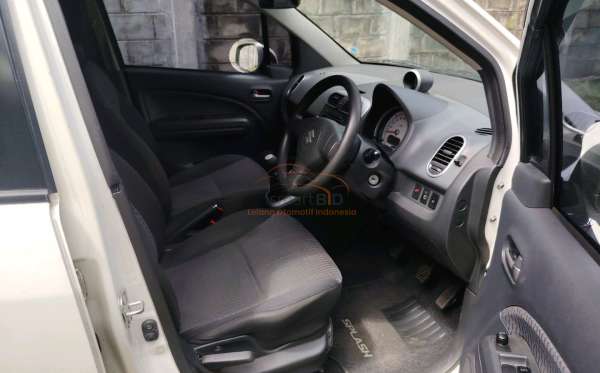 SUZUKI SPLASH