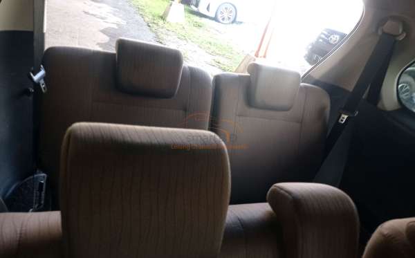 TOYOTA AVANZA