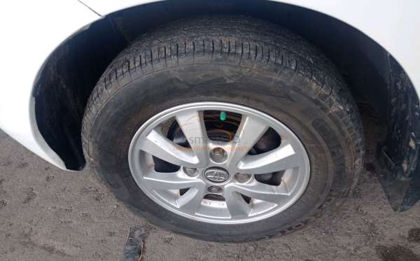 TOYOTA AVANZA