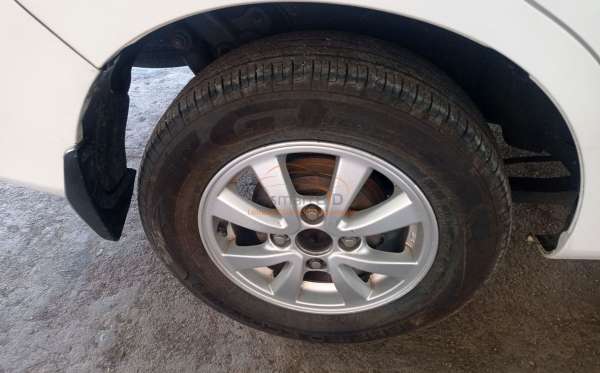 TOYOTA AVANZA