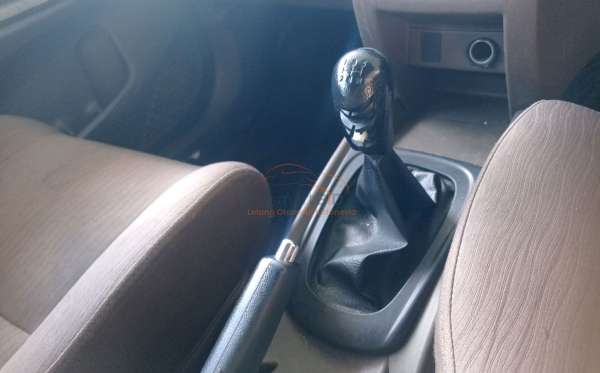 TOYOTA AVANZA