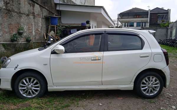TOYOTA ETIOS G