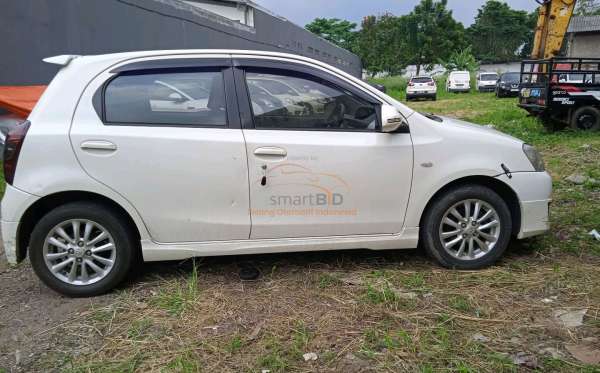 TOYOTA ETIOS G