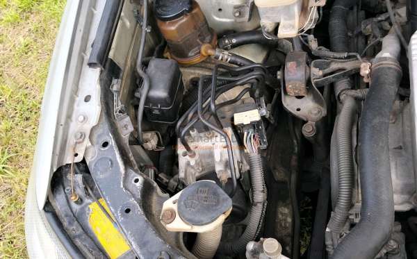 TOYOTA  HARRIER  3.0