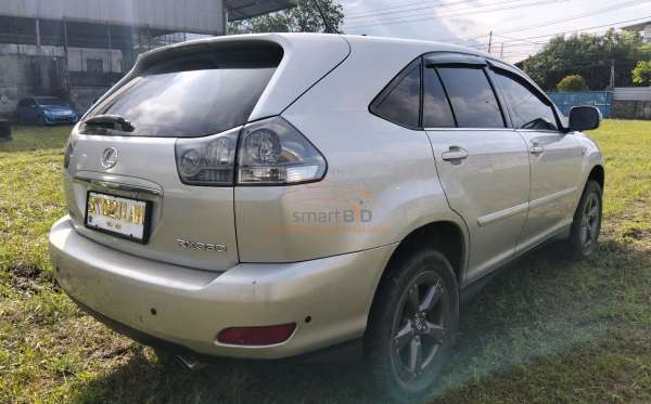 TOYOTA  HARRIER  3.0