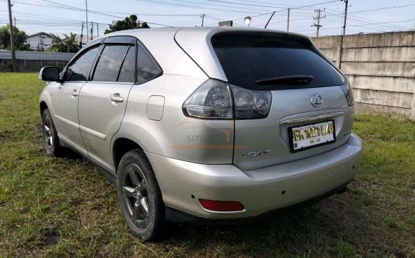 TOYOTA  HARRIER  3.0
