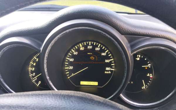 TOYOTA  HARRIER  3.0