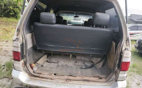 TOYOTA KIJANG LGX