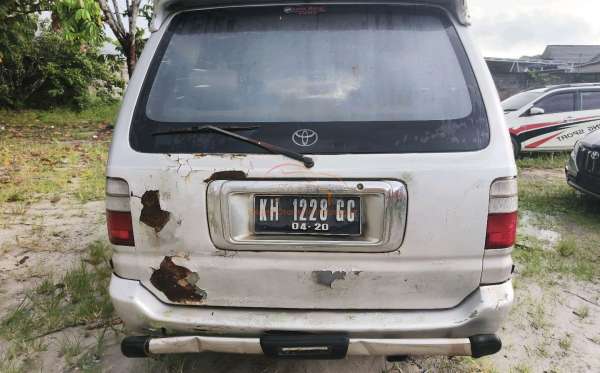 TOYOTA KIJANG LGX