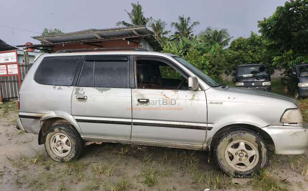 TOYOTA KIJANG LGX