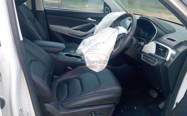 WULING Almaz 1.5LT LUX + SC CVT (4X2) A/T