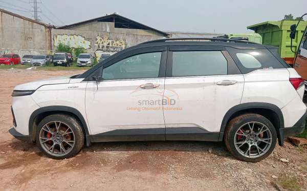 WULING Almaz 1.5LT LUX + SC CVT (4X2) A/T