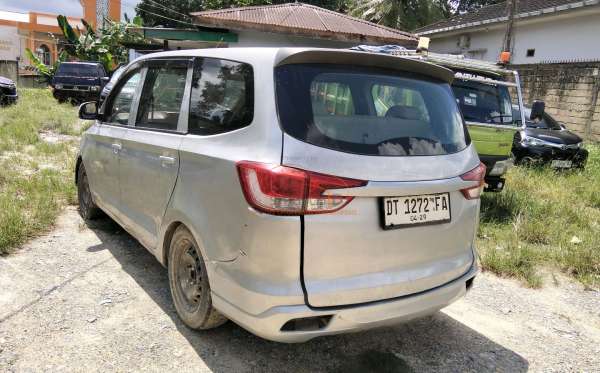 WULING  CONFERO  1.5 (4X2)