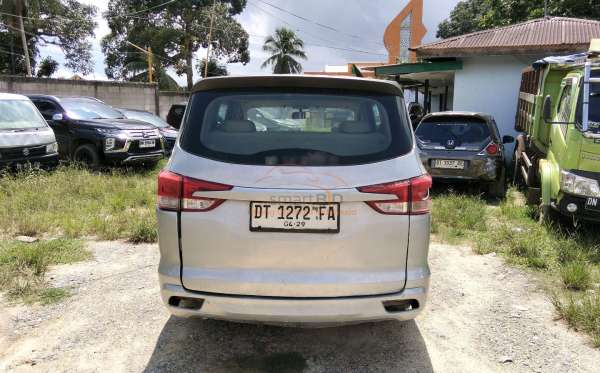 WULING  CONFERO  1.5 (4X2)